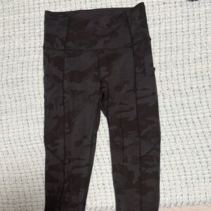 lululemon camo leggings!